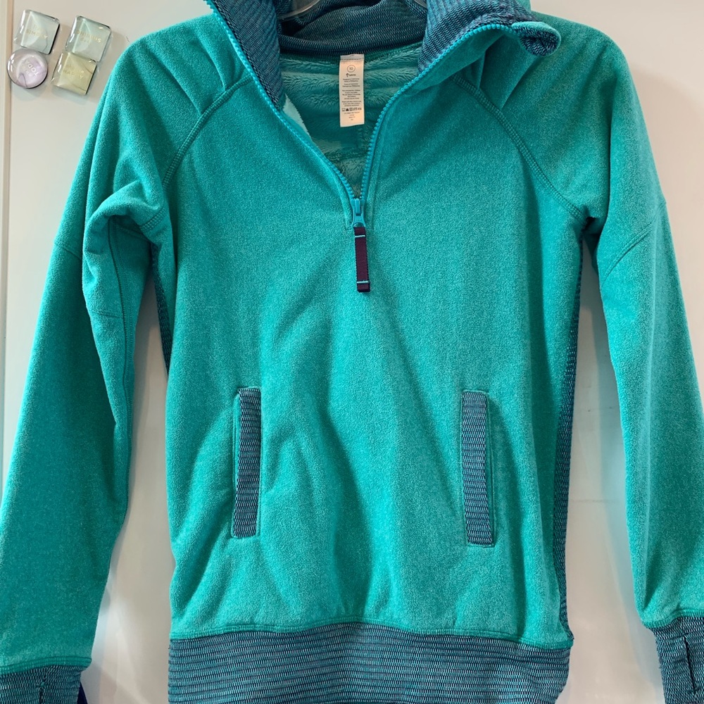 Ivivva by Lululemon Hoodie/Quarter zip sweatshirt